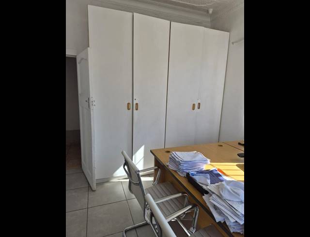 11 BEDROOM HOUSE FOR SALE IN WEBBER